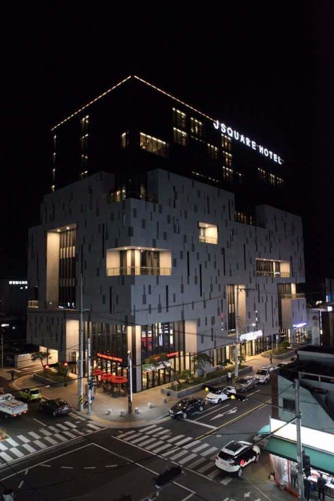 J Square Hotel And Wedding جينجو المظهر الخارجي الصورة