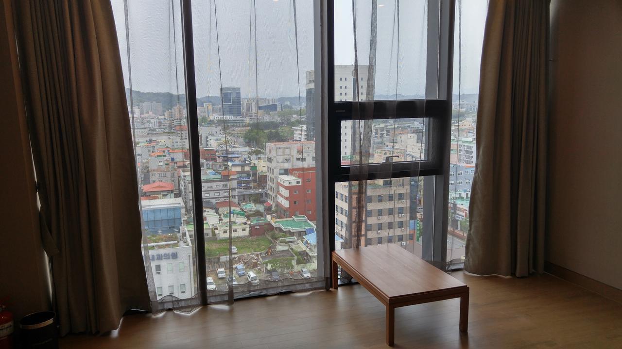J Square Hotel And Wedding جينجو المظهر الخارجي الصورة