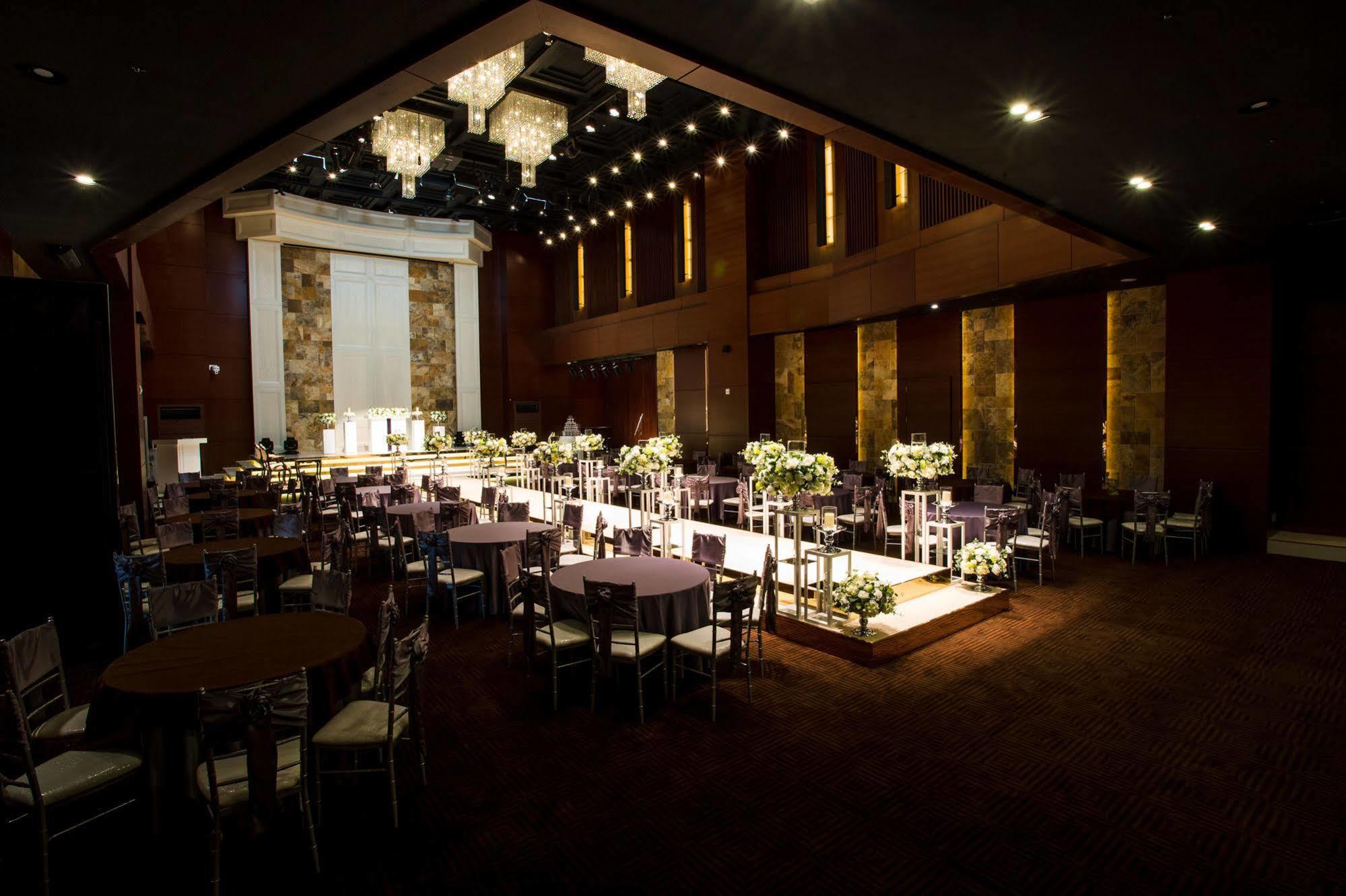 J Square Hotel And Wedding جينجو المظهر الخارجي الصورة