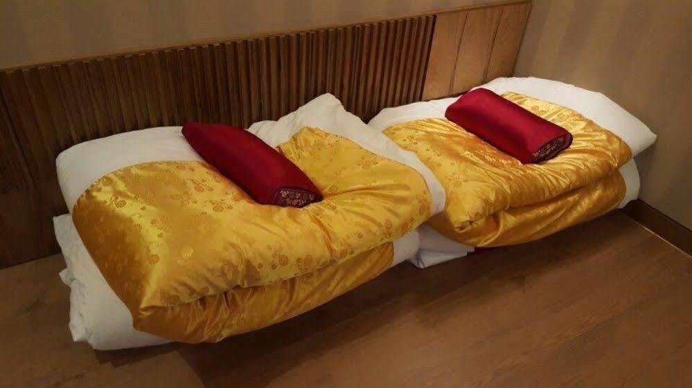 J Square Hotel And Wedding جينجو المظهر الخارجي الصورة